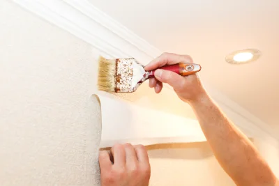 Pose de papier peint à Brucourt — revêtements muraux et toiles de verre